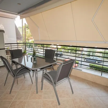 Fully Equiped And Homey Apartment Peraia Exterior photo