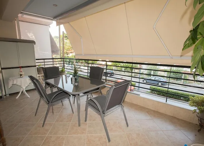 Fully Equiped And Homey Apartment Peraia