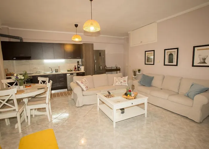 Fully Equiped And Homey Apartment Peraia